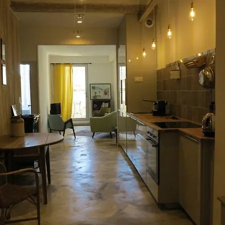 Petite Bourgade Apartment Uzes
